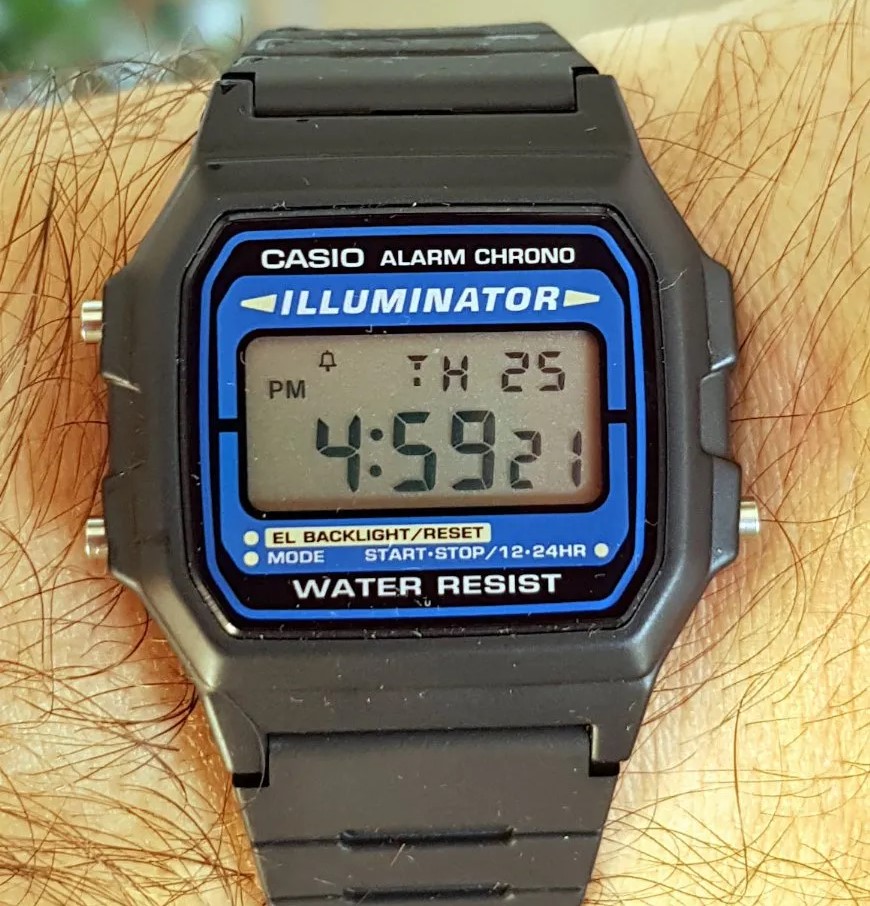 Casio F-105W-1A Illuminator